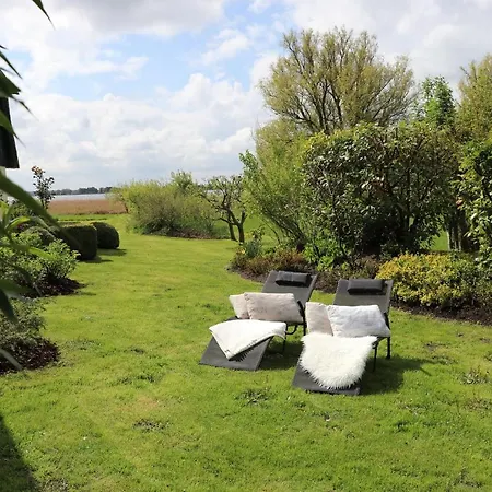 Alter Krug App 06 公寓